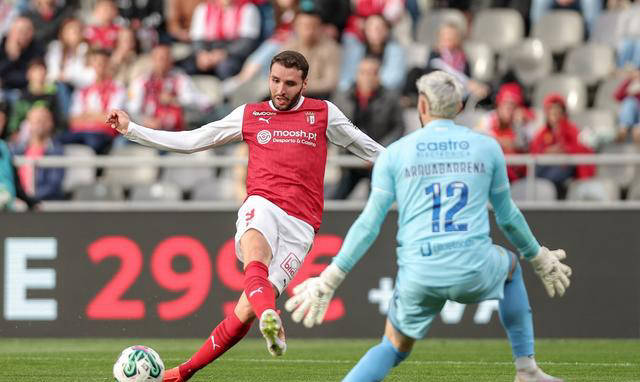 加时末段突围战来临;门兴格拉德巴赫围绕西甲防线松动;赛场秩序良好;医务组通报恢复的简单介绍-ewc官网入口